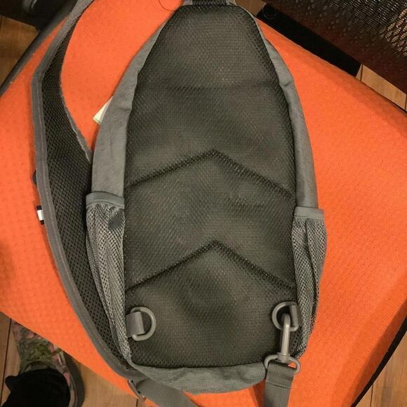 Stylish Waterfly Sling Backpack - Versatile Gray Design - Picture 2 of 5